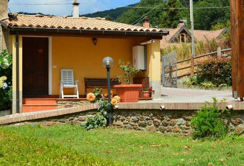 חדר סטנדרט לארבעה, Agriturismo E Turre