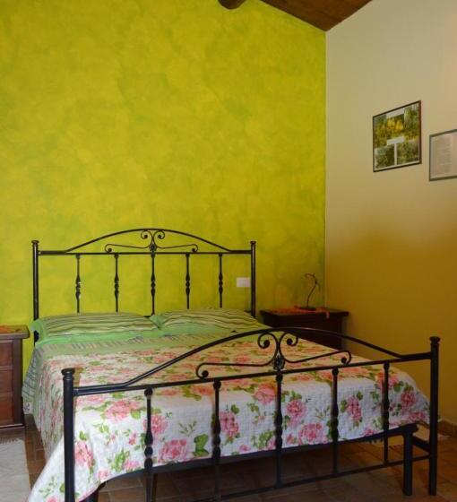 חדר סטנדרט לארבעה, Agriturismo E Turre