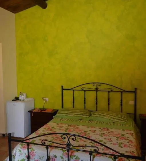 スタンダード4人部屋, Agriturismo E Turre