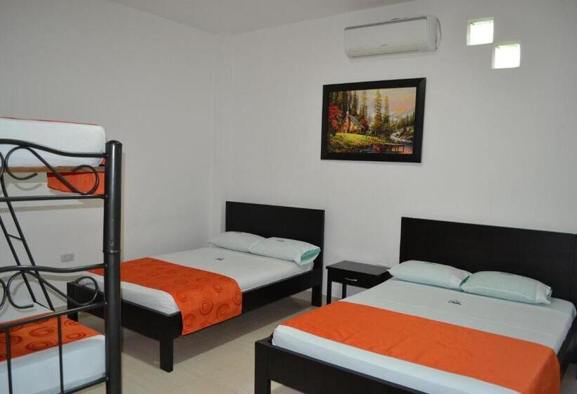 Familienzimmer, La Colina