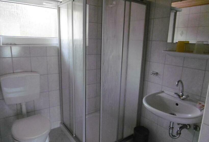 이코노미 룸, & Pension Aßmann