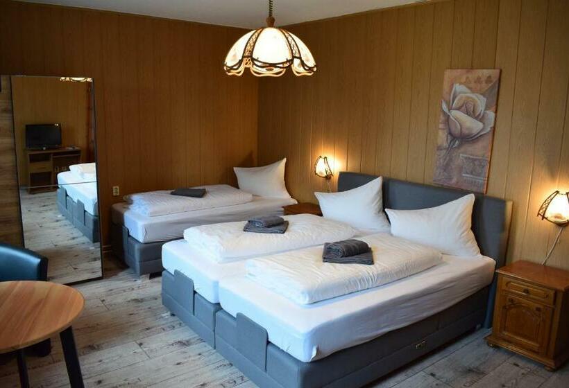 スタンダードトリプルルーム, Landhotel Lichte Aue Lichtenau