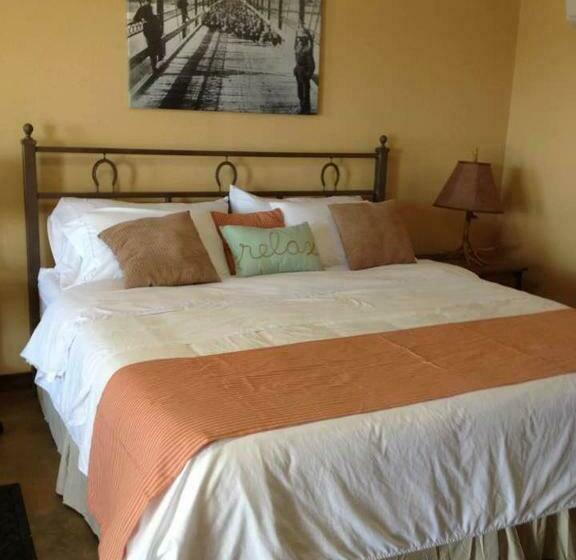 스탠다드 룸 킹사이즈 침대, Hh Creek Inn