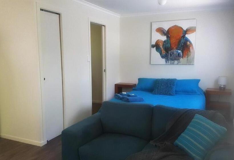 Студия Стандарт, Silver Wattle Cabins