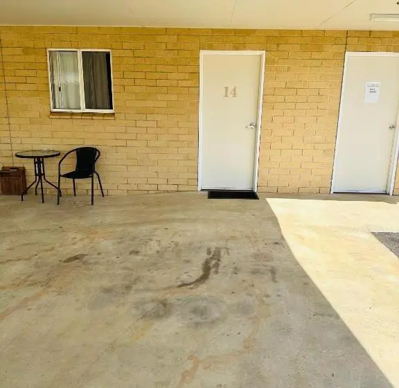デラックスルーム, Mundubbera Motel