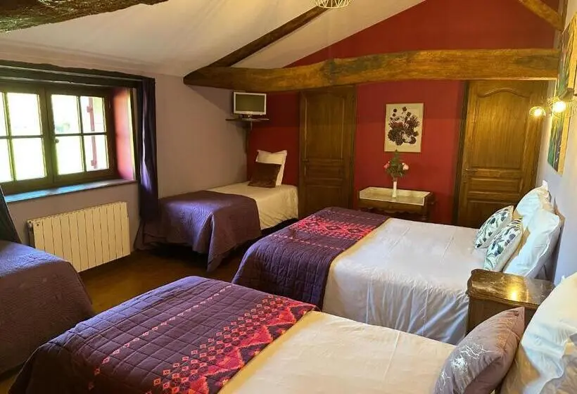 ファミリールーム, Chambres D Hôtes Du Puy D Anché