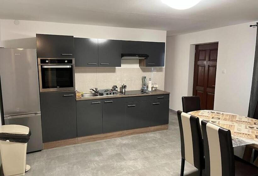 带2个卧室的公寓, Csaronda Vendegház