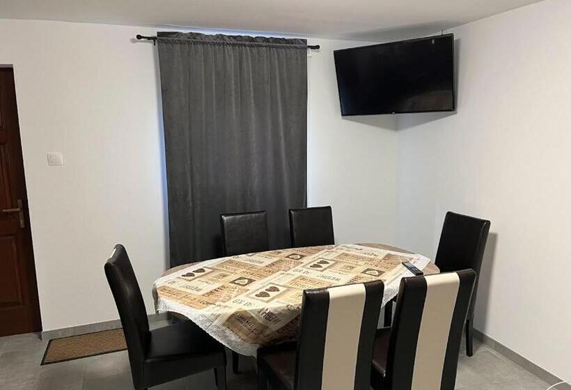 带2个卧室的公寓, Csaronda Vendegház