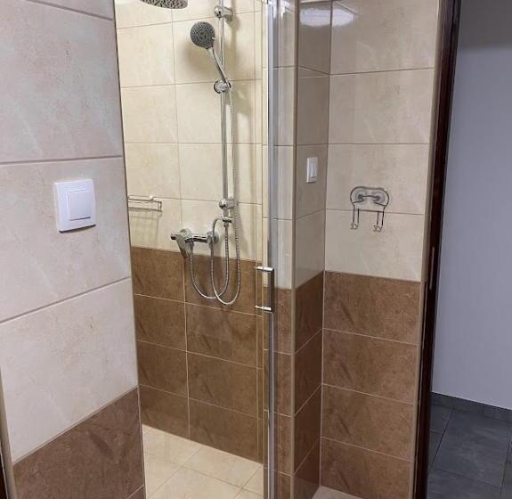 带2个卧室的公寓, Csaronda Vendegház