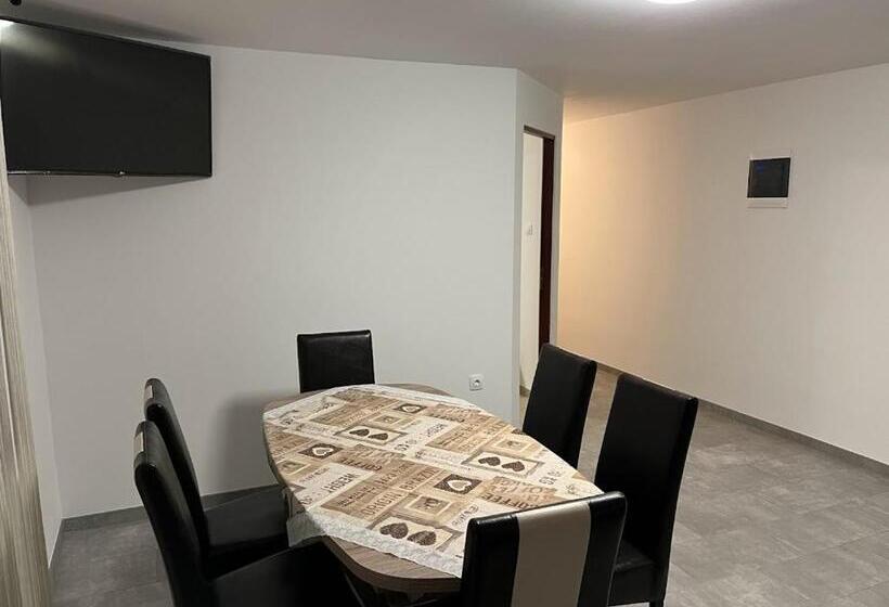 带2个卧室的公寓, Csaronda Vendegház