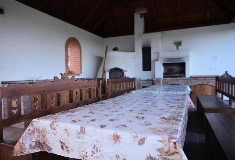 带3个卧室的公寓, Csaronda Vendegház