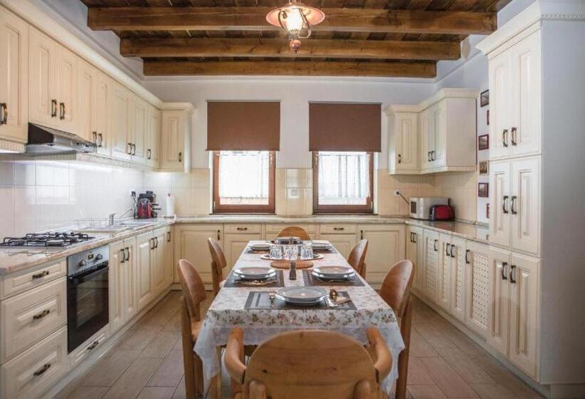 带3个卧室的公寓, Csaronda Vendegház