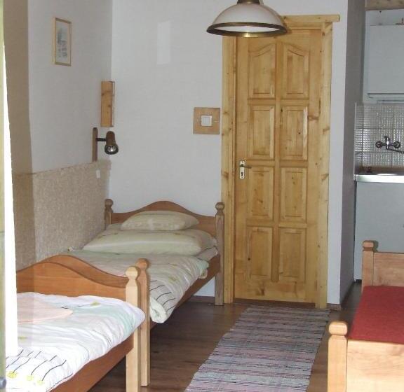 스탠다드 트리플 룸, Erdész Vendégház