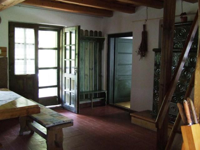 침실 4개 주택, Erdész Vendégház