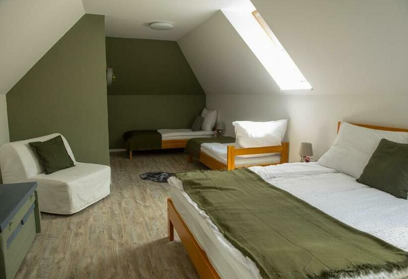 スタンダードルーム, Mézes Vendégház és Apiterápiás Központ