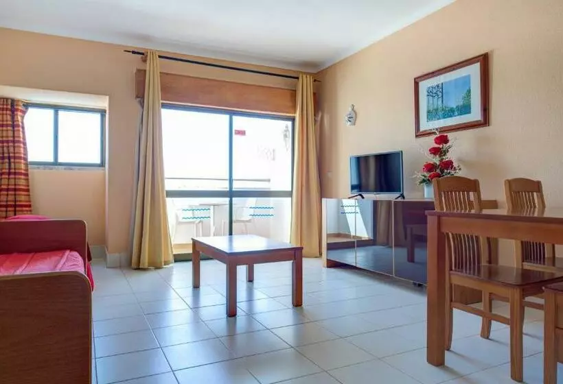 プールの見える1ベッドルームアパートメント, Choromar Apartments