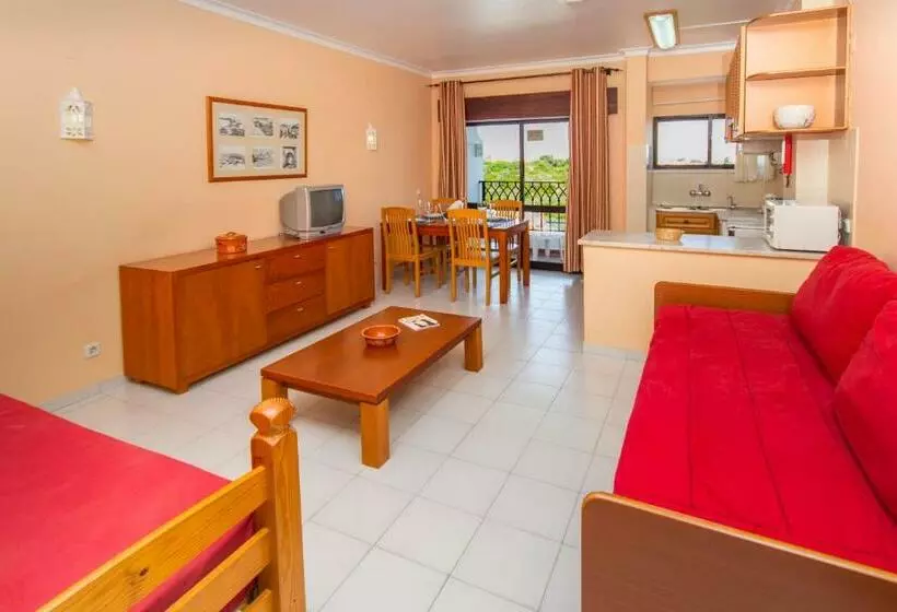 プールの見える1ベッドルームアパートメント, Choromar Apartments