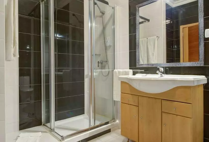 プールの見える1ベッドルームアパートメント, Choromar Apartments