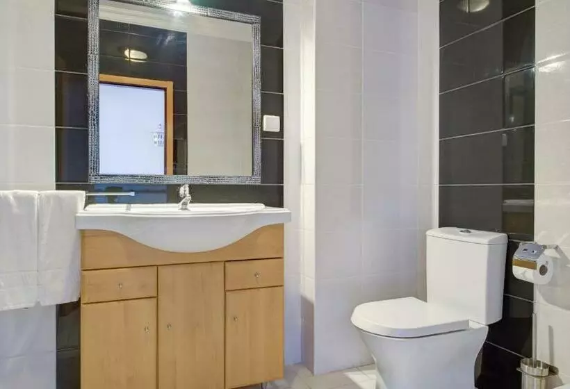 プールの見える1ベッドルームアパートメント, Choromar Apartments