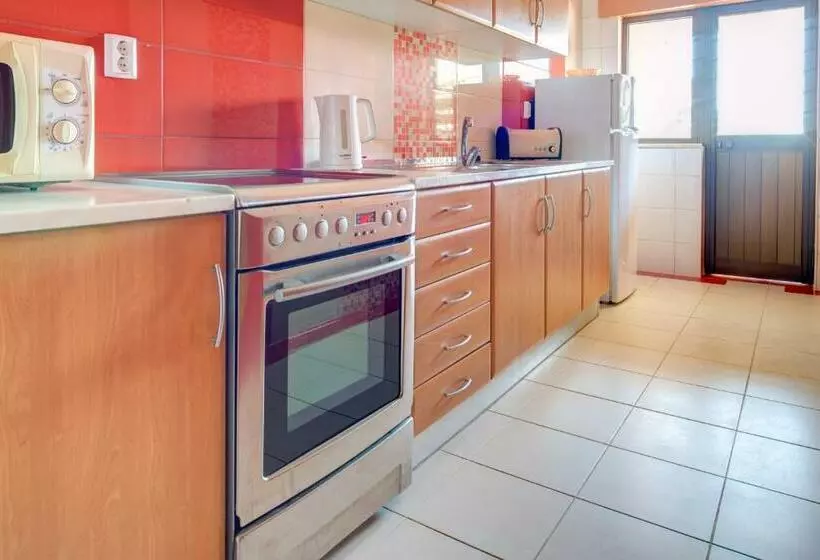 2ベッドルームアパートメント, Choromar Apartments