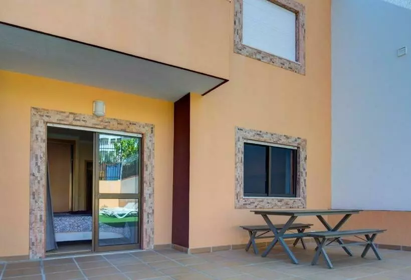 2ベッドルームアパートメント, Choromar Apartments