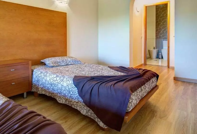 3ベッドルームアパートメント, Choromar Apartments