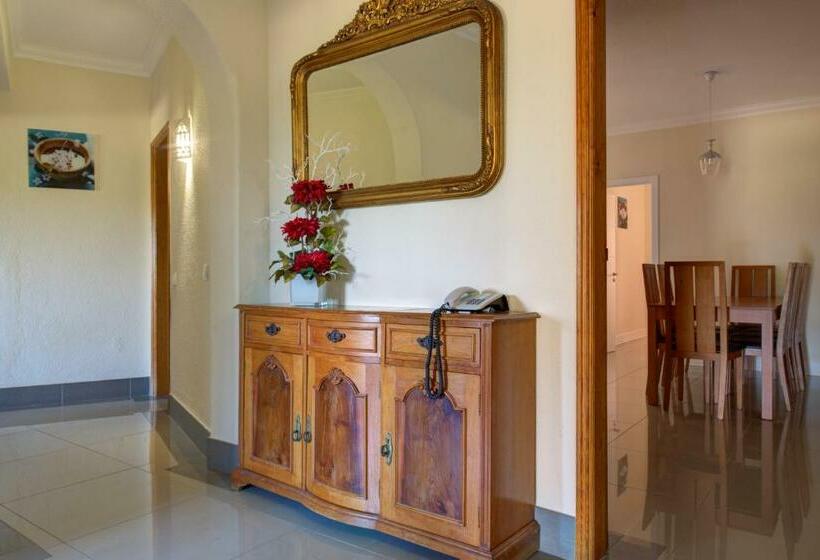 Апартаменты 3 Спальни, Choromar Apartments