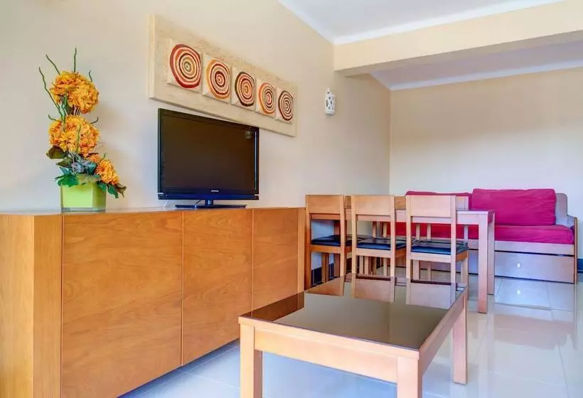 2ベッドルームアパートメント, Choromar Apartments