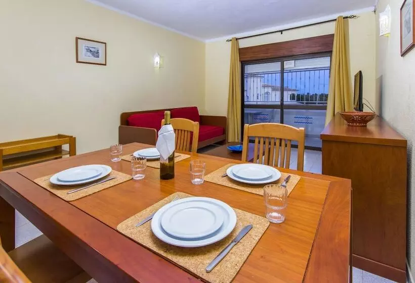 2ベッドルームアパートメント, Choromar Apartments