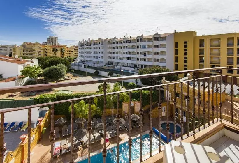 プールの見える1ベッドルームアパートメント, Choromar Apartments