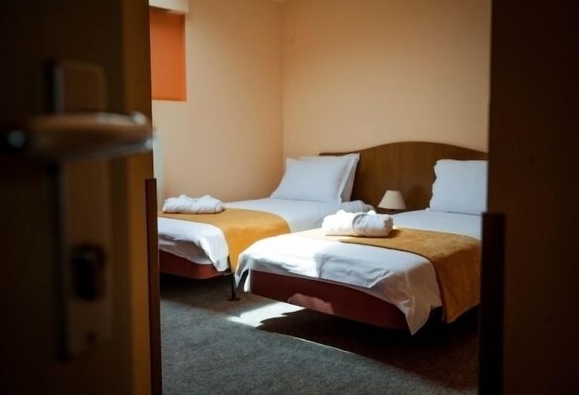 Классический Номер, Deja Vu Pension