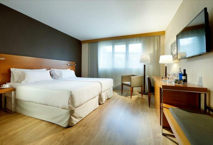 Quarto Triplo Standart, Antik San Sebastián