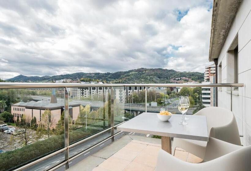 Quarto Familiar, Antik San Sebastián