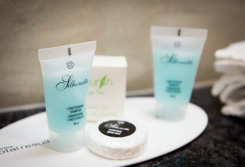 이그제큐티브 스위트, Chrome Montreal Centreville