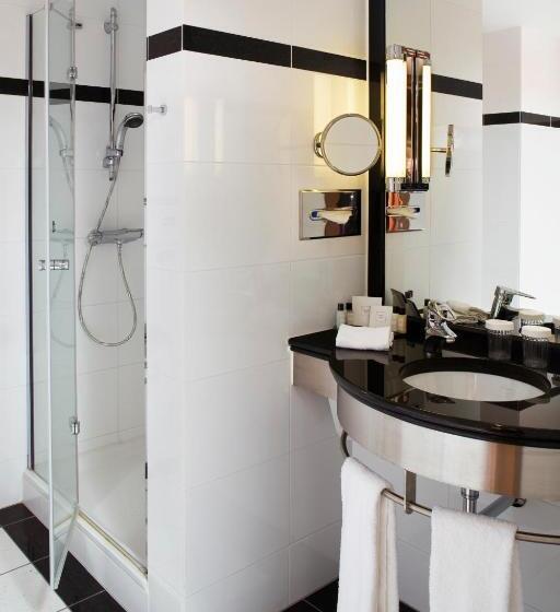 Номер Стандарт Двуспальная Кровать Вид на Парк, Crowne Plaza Brussels Airport, An Ihg