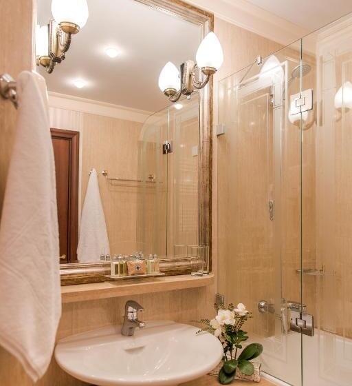 Quarto Estandar, Crystal Palace Boutique
