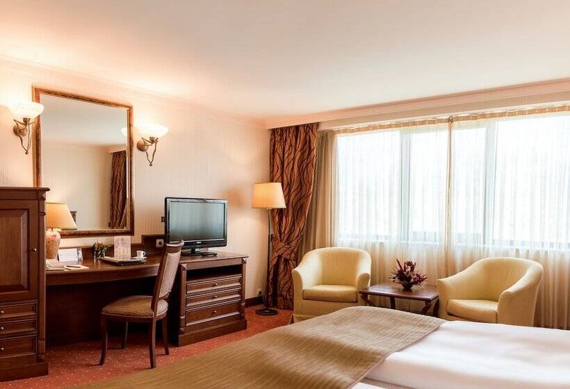 行政房间, Crystal Palace Boutique