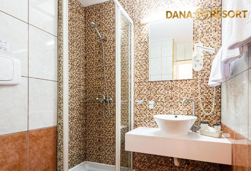 اتاق استاندارد با بالکن, Dana Resort