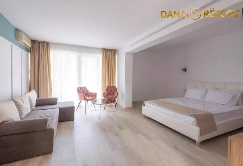 Perhehuone, Dana Resort