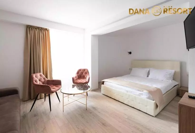 Perhehuone, Dana Resort