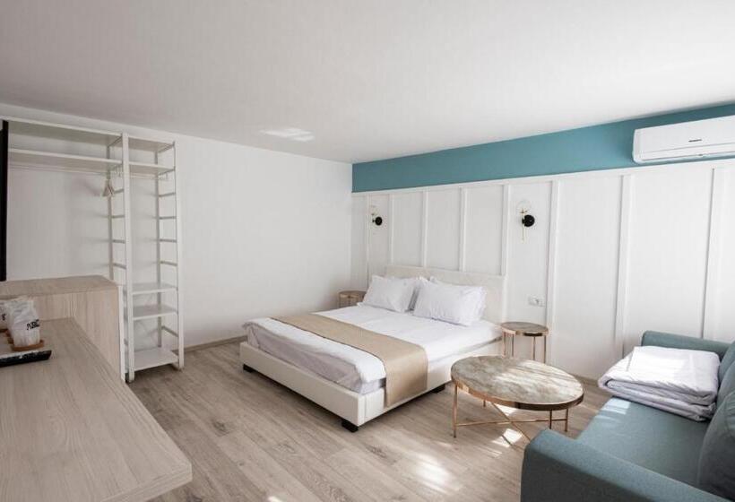 חדר משפחתי נוף לגינה, Dana Resort