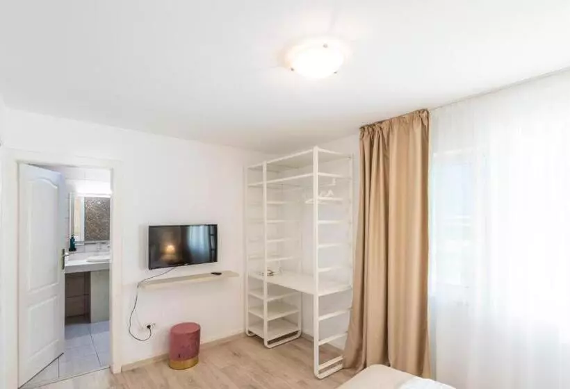 Juniorsviitti Puutarhanäkymä, Dana Resort