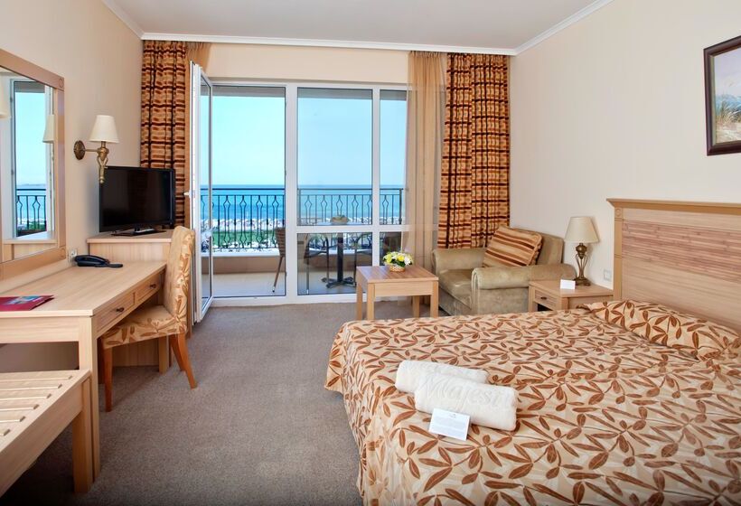 带海景的标准房, Dit Majestic Beach Resort
