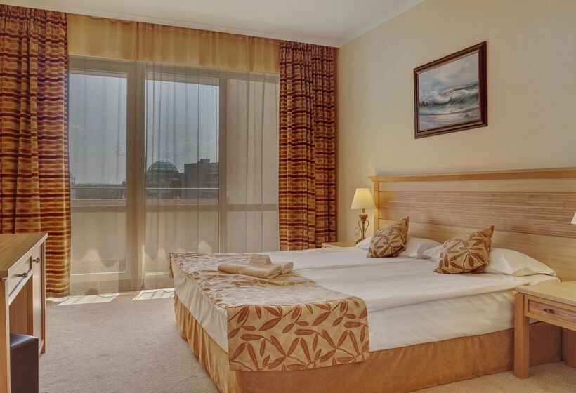 带1个卧室的公寓, Dit Majestic Beach Resort
