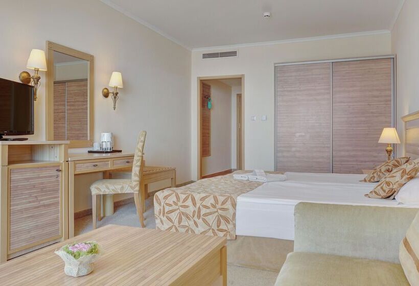 带海景的标准房, Dit Majestic Beach Resort