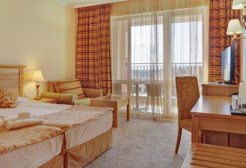 اتاق استاندارد در طبقه همکف, Dit Majestic Beach Resort