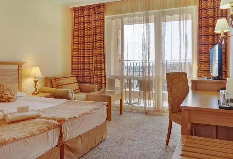 اتاق استاندارد, Dit Majestic Beach Resort