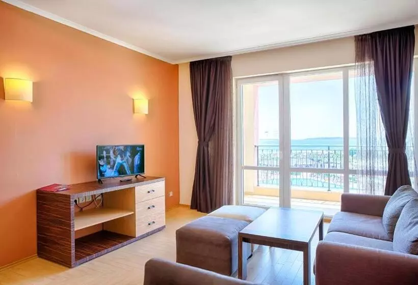 آپارتمان 1 خوابه با چشمانداز دریا, Dit Majestic Beach Resort