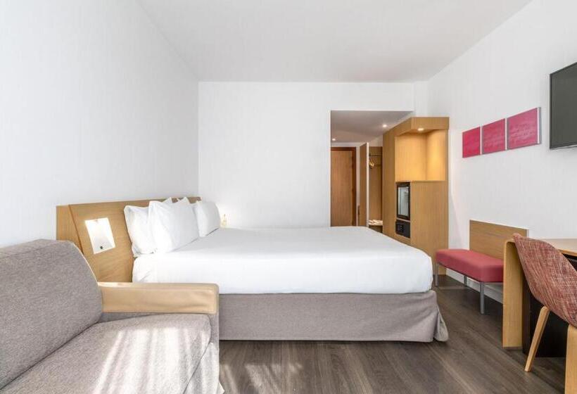 آپارتمان یک خوابه با دری مشترک که هال را جدا می کند., Exe Madrid Norte