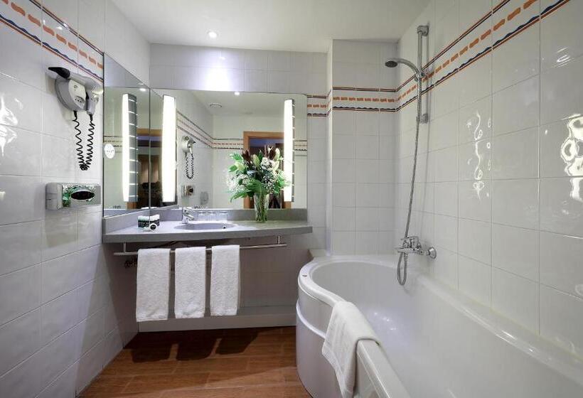 آپارتمان یک خوابه با دری مشترک که هال را جدا می کند., Exe Madrid Norte